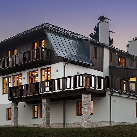 Aneta Hotel & Restaurant Vitkovice Ngoại thất bức ảnh