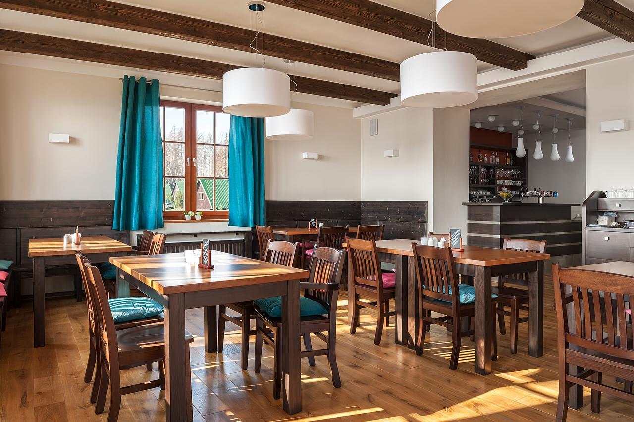 Aneta Hotel & Restaurant Vitkovice Ngoại thất bức ảnh